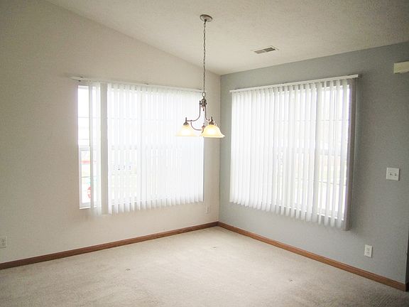 3rd image of 5221 Diane Dr #0