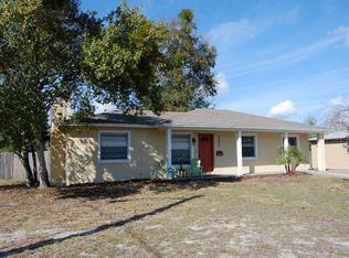 2993 Eastland Rd, Mount Dora, FL 32757