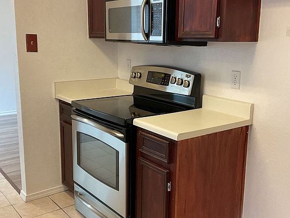 4th image of 503 W Anderson Ave