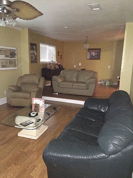 2nd image of 41200 Dean St