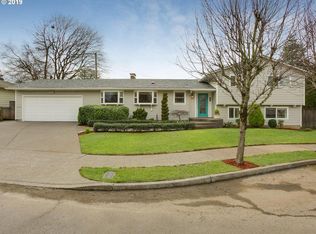 10246 SE Market Dr #1/2, Portland, OR 97216