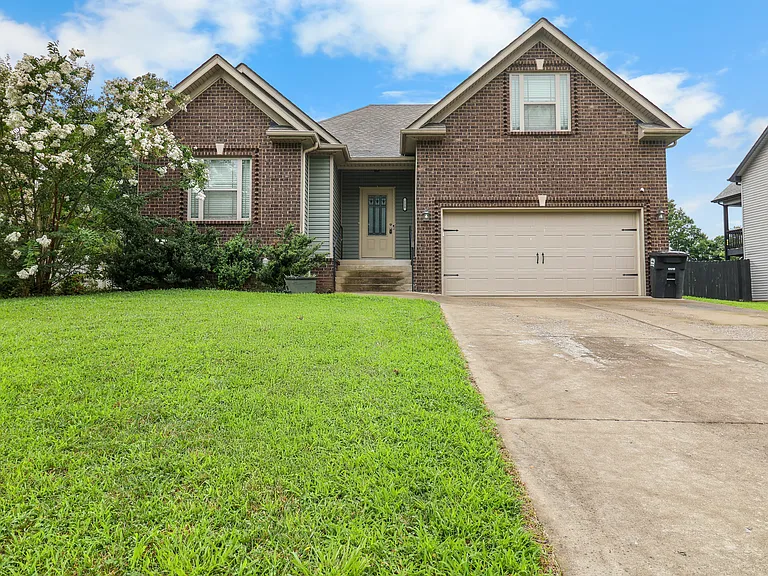 128 Sycamore Hill Dr — Photo 1