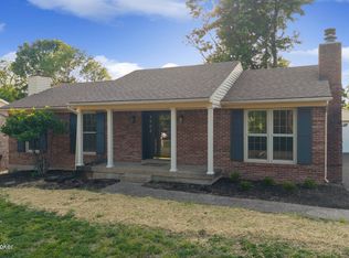 3902 Bristol Oaks Dr, Louisville, KY 40299