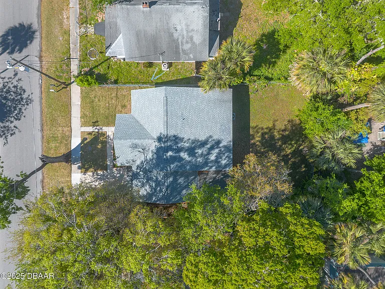 138 Kingston Ave — Photo 28