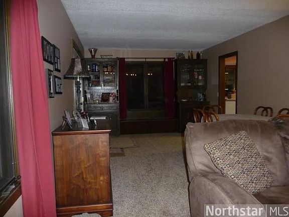 4th image of 3511 Lincoln St NE
