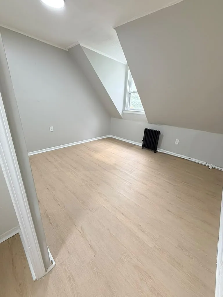 2 bed, $1,800 — Photo 2
