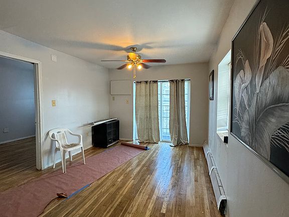 5th image of 25-22 Seagirt Ave #3