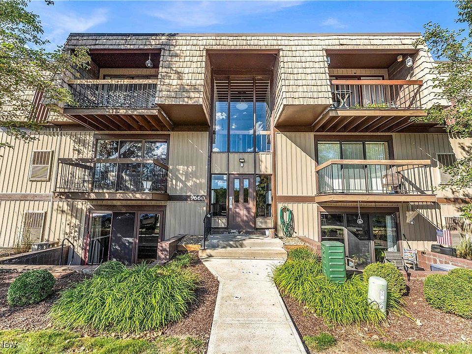 1st image of 9660 Cove Dr Unit F13