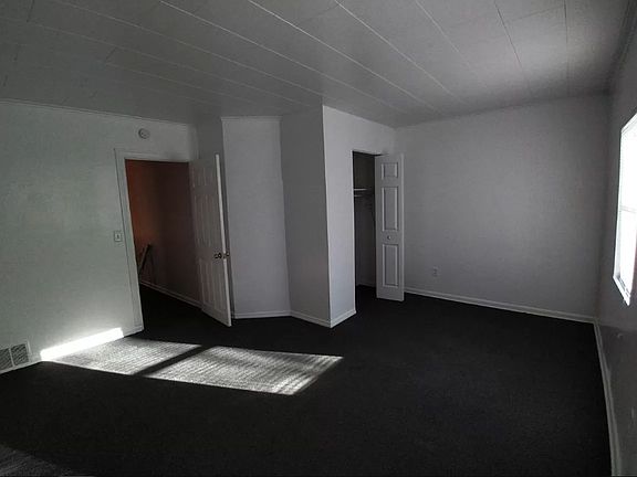 5th image of 1105 S Reisner St #1105
