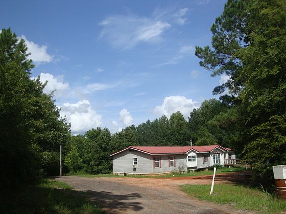 4th image of 379 Brookside Dr