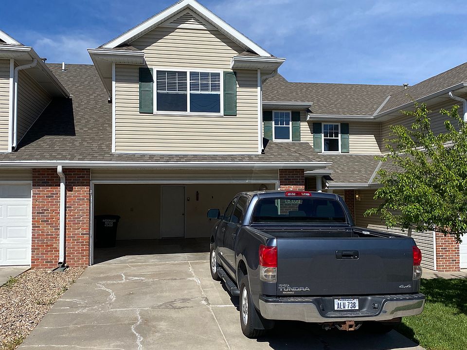1st image of 6807 S 90th St