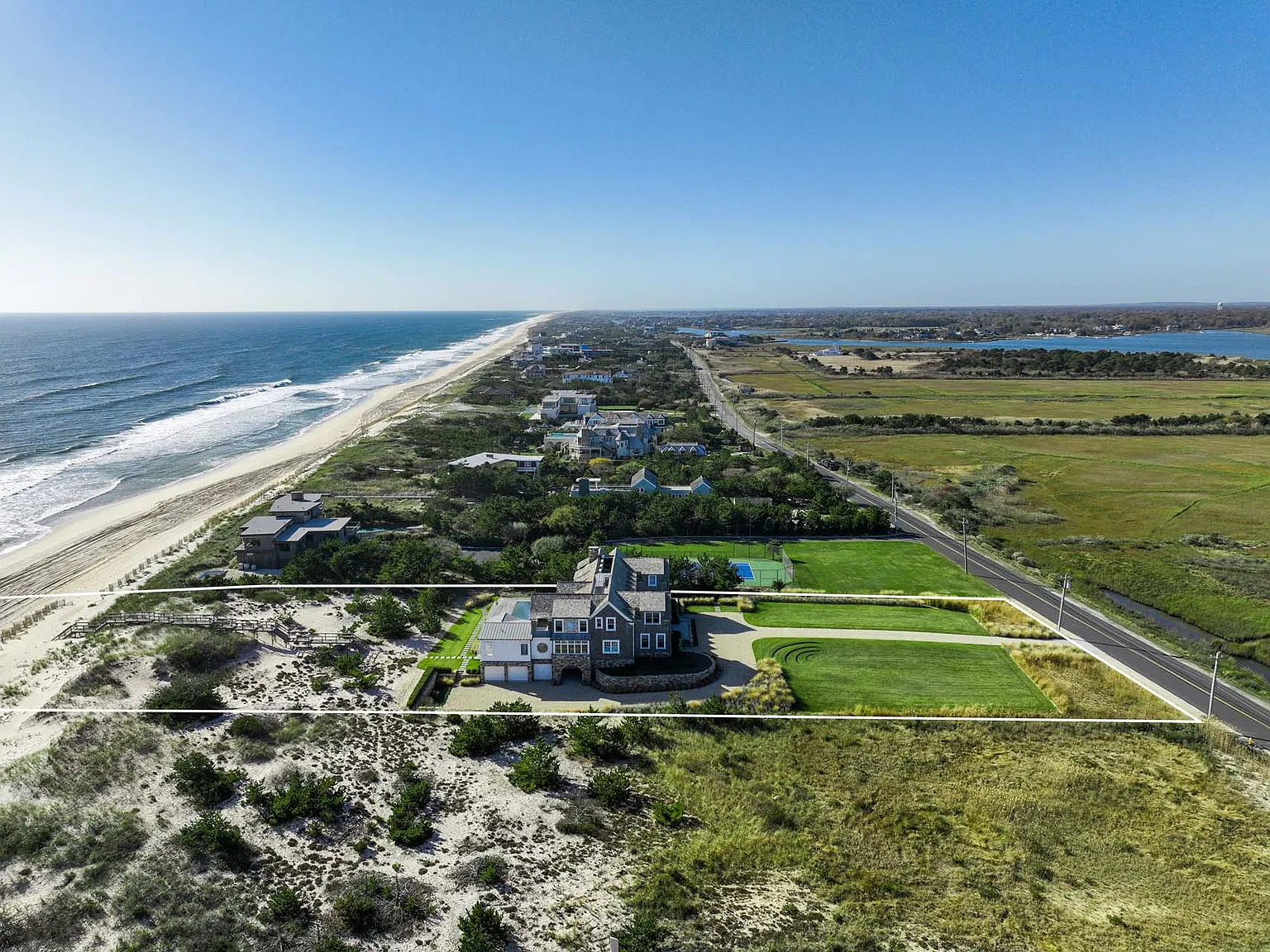 224 Dune Road, Quogue, Ny — Photo 3