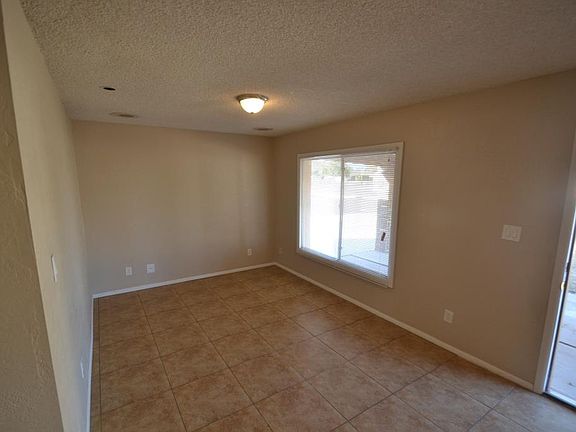 3rd image of 13830 N 38th Dr