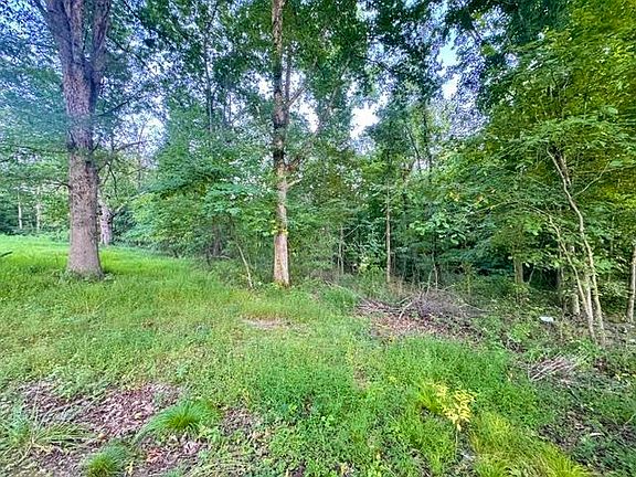 14th image of 380 Hideaway Dr