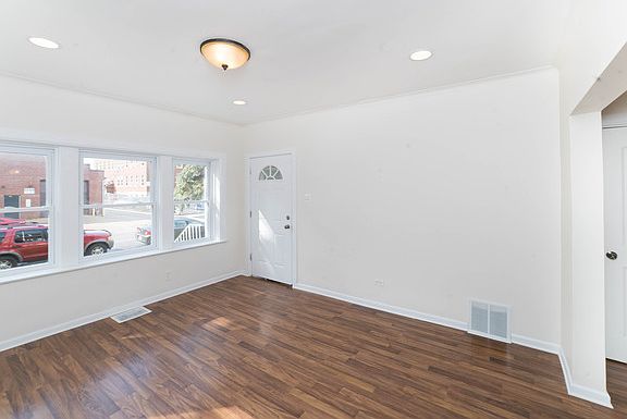 2nd image of 5334 W 22nd Pl