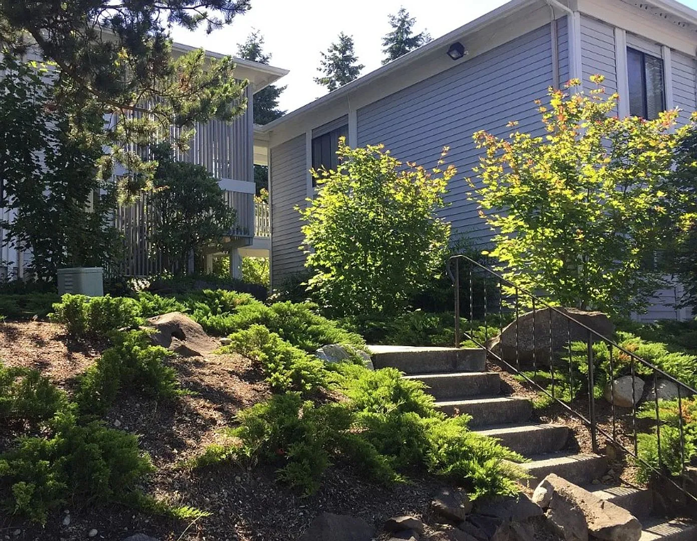 North Highland Court — Photo 2