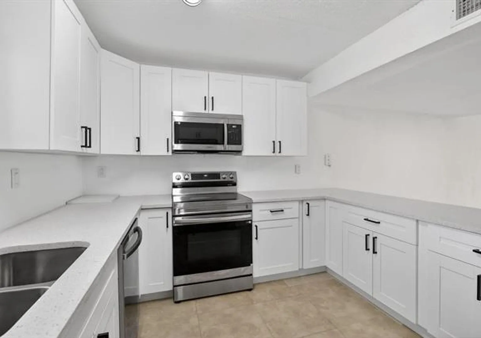 11556 NW 1st St th 11556, Plantation, FL 33325 — Photo 1