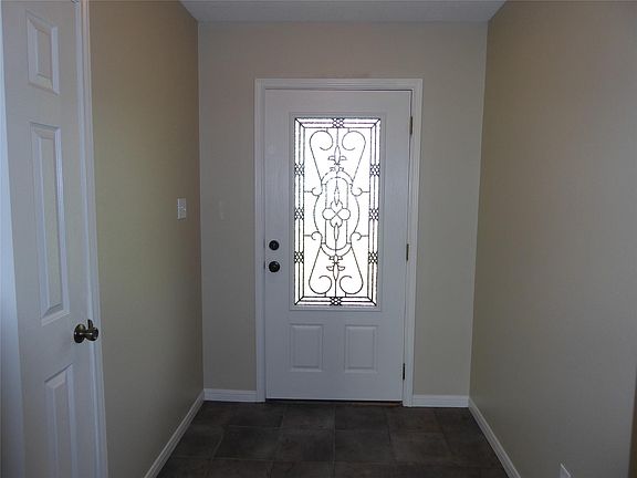 4th image of 112 Wild Phlox Dr