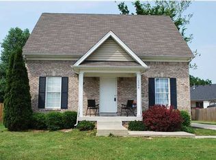 10504 Grecian Rd, Louisville, KY 40272