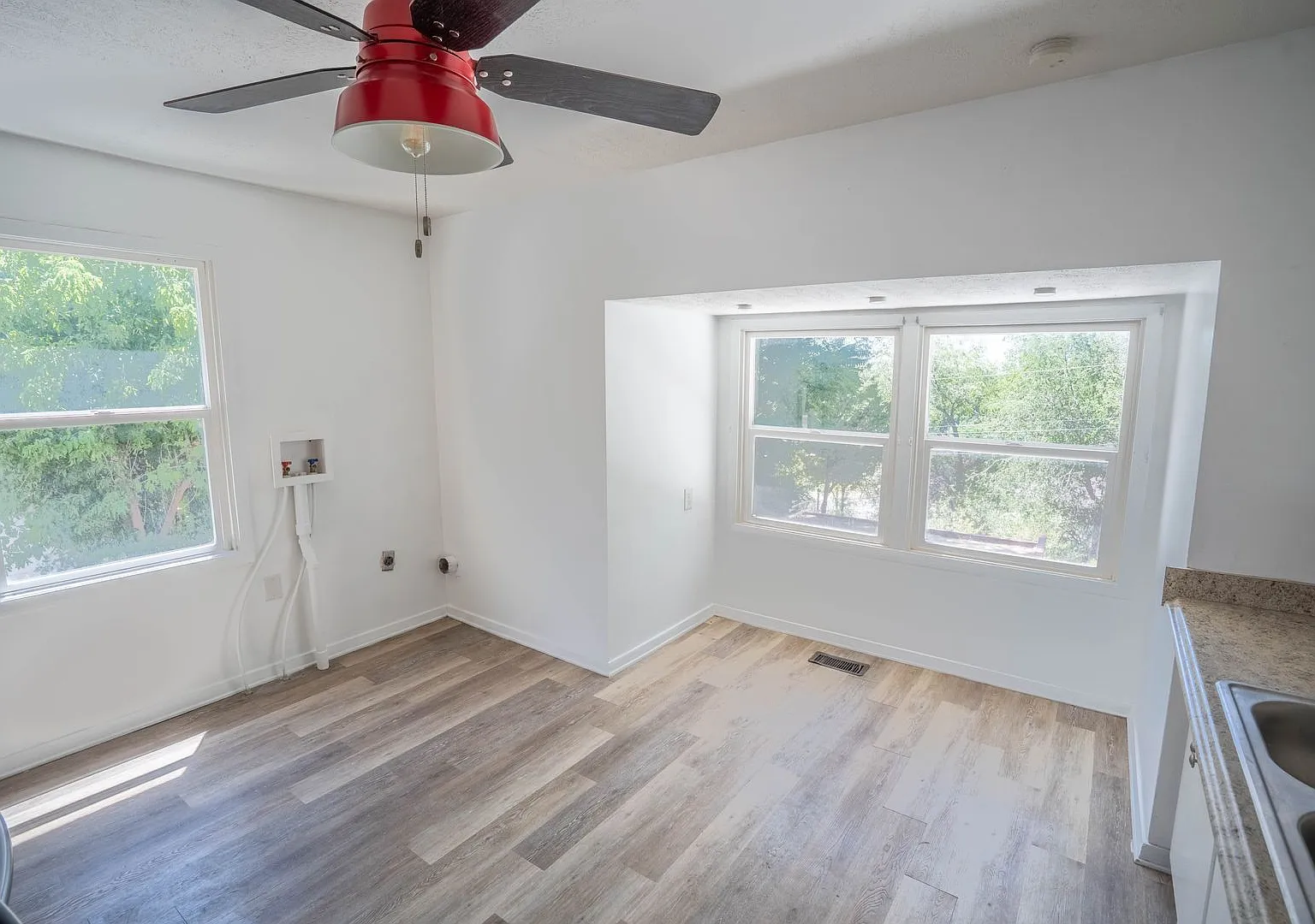 2941 Madison Ave — Photo 4