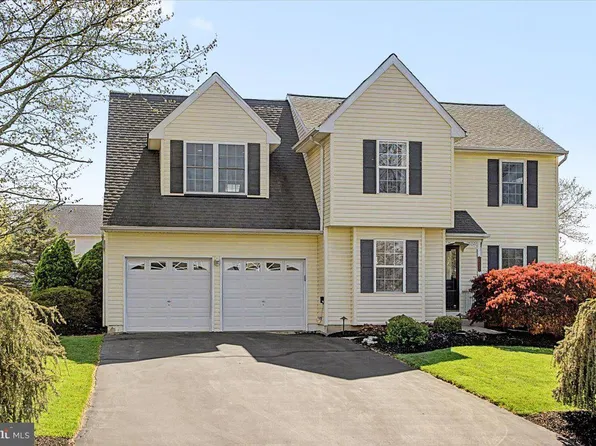 112 Trotters Way, Dublin, PA 18917