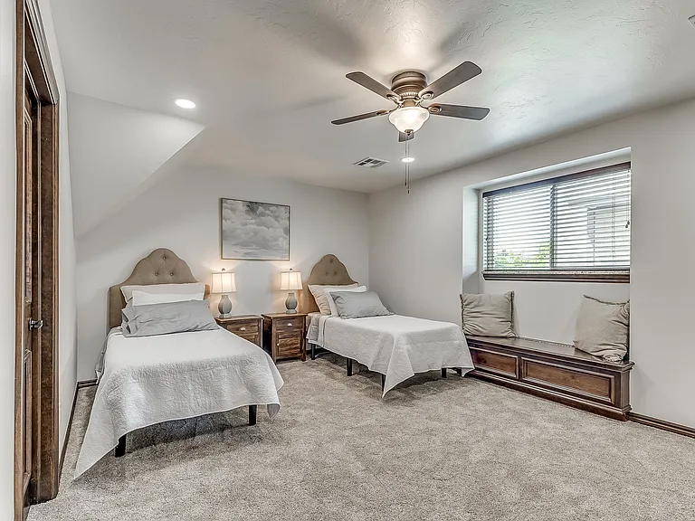 11804 Volterra Way — Photo 20
