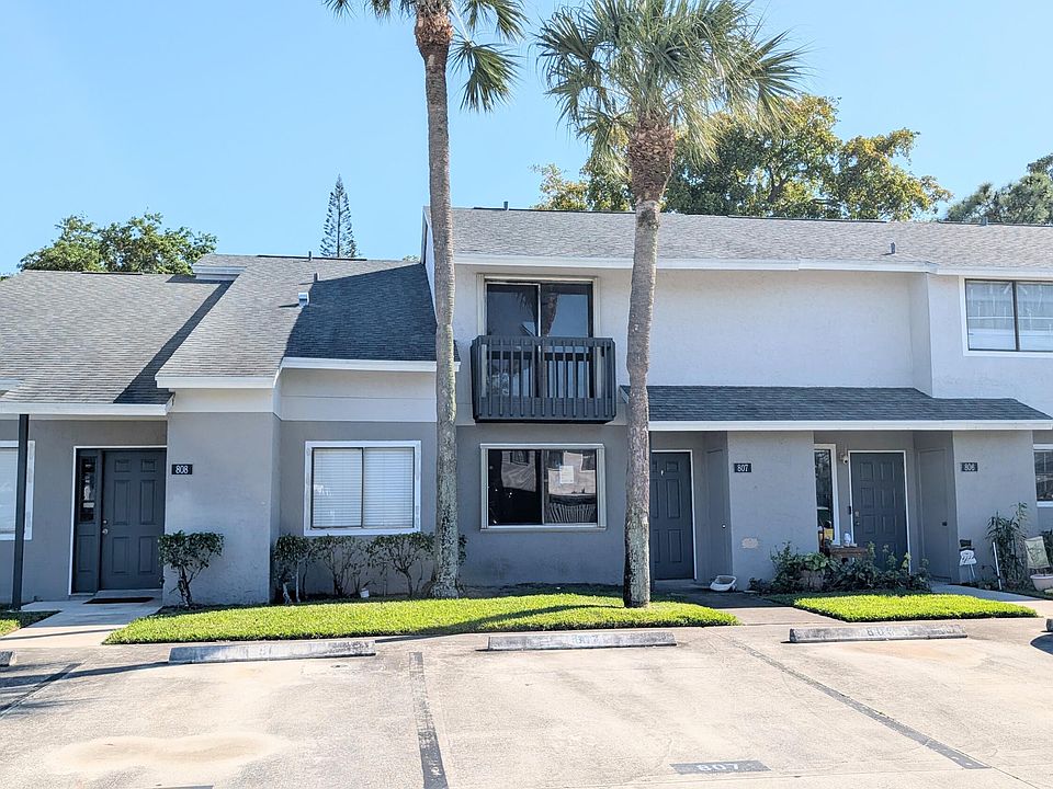 1st image of 807 Riverside Drive #7