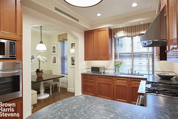 Sold by Brown Harris Stevens | media 25