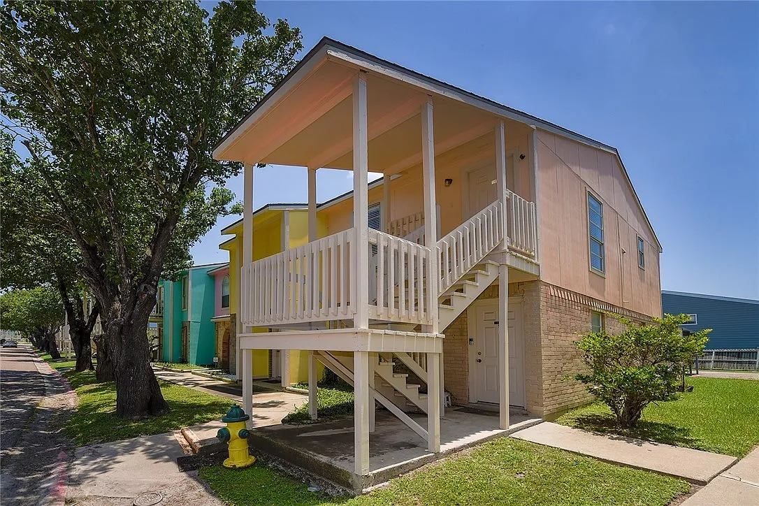 1 bed, 1.0 bath, 543 sqft, $999 — Photo 1