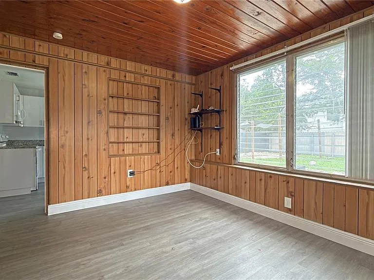 126 Palm Dr — Photo 26