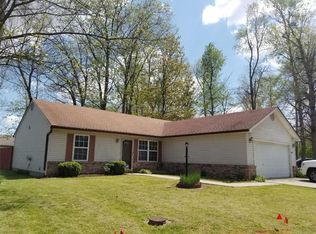 11318 Cherry Tree Way, Indianapolis, IN 46235