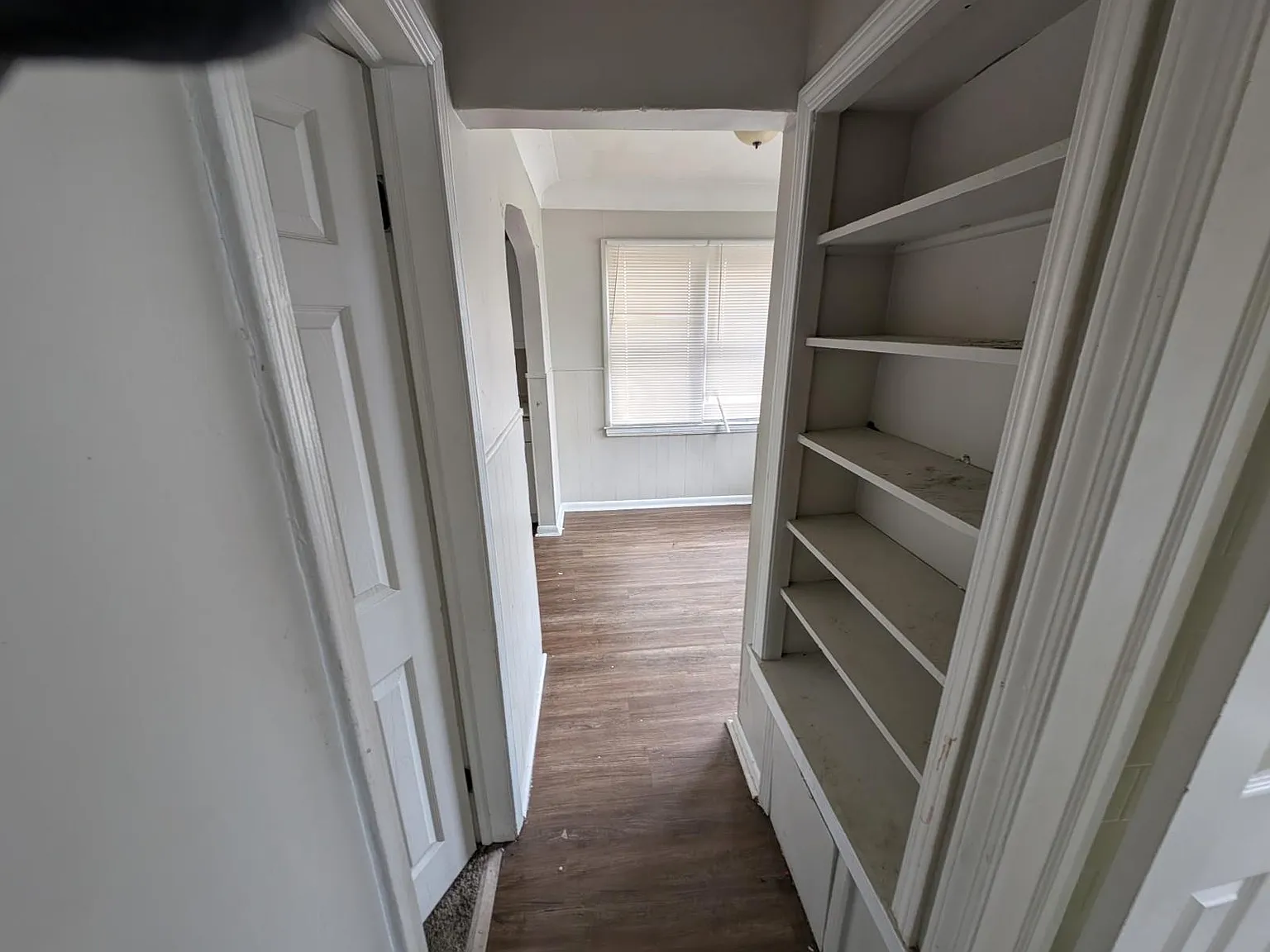 194 Richter Street - 1 — Photo 4