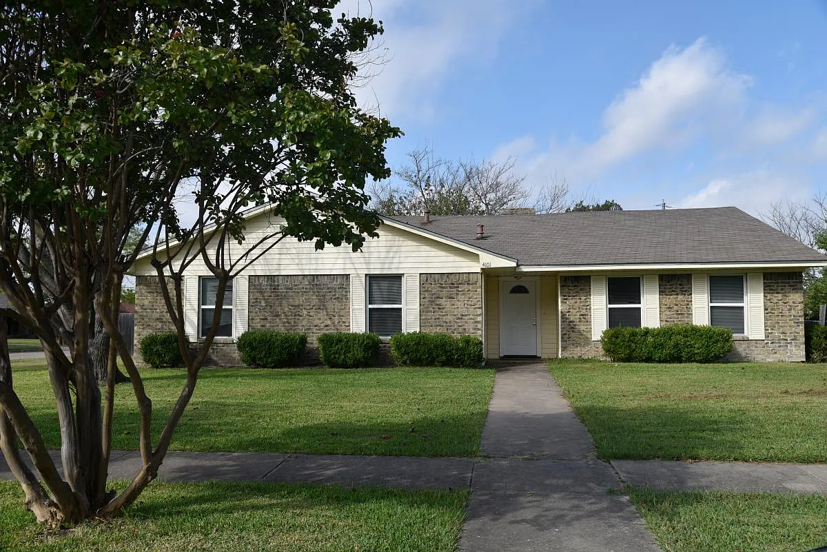 3 bed, 1867 sqft, $2,250 — Photo 1