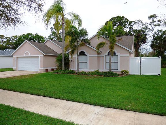 2nd image of 4020 Pinyon Dr