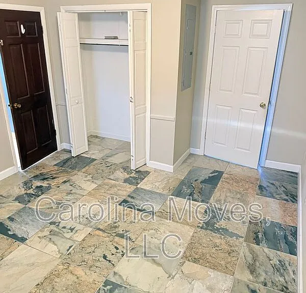 121 Chipwood Ln — Photo 24