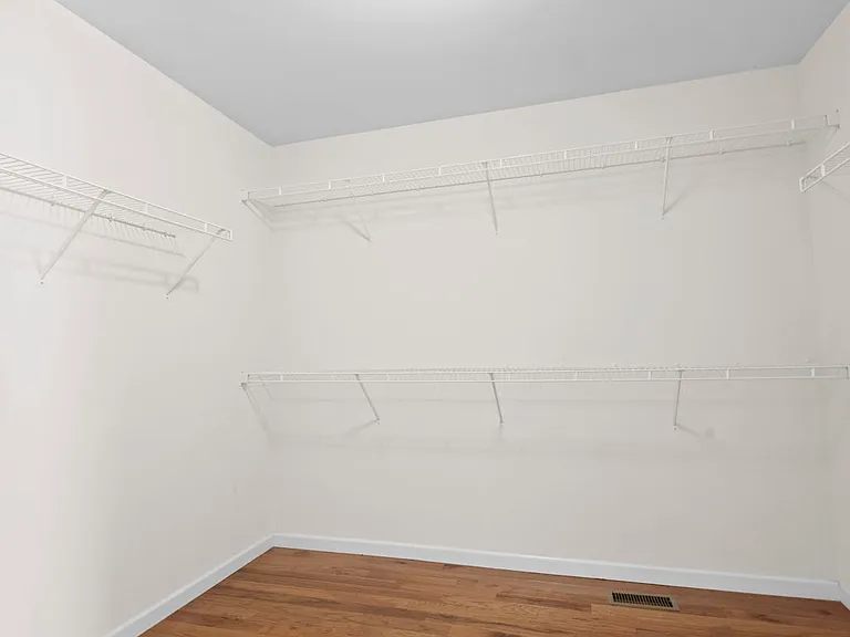 34 Bonhomme Richard Ct — Photo 38