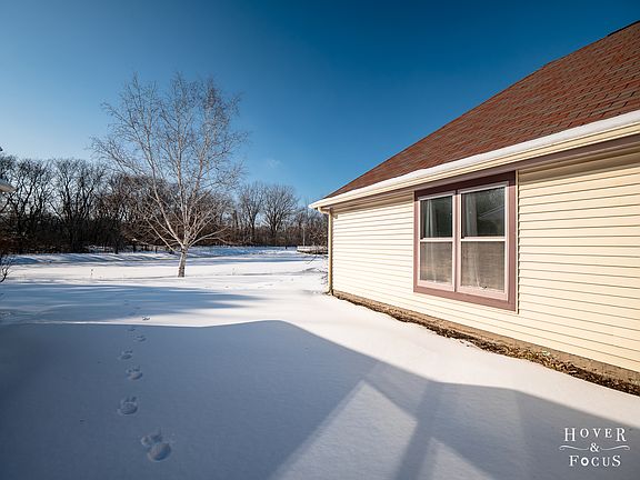 5th image of 865 Victoria Dr Unit 865