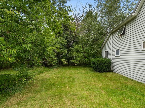 5th image of 121 Mountview Rd W