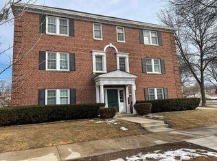 4272 N Wilson Dr, Shorewood, WI 53211