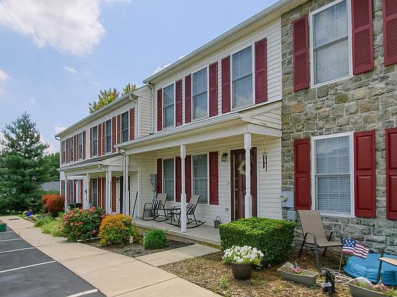 4th image of 677 Knoll Dr