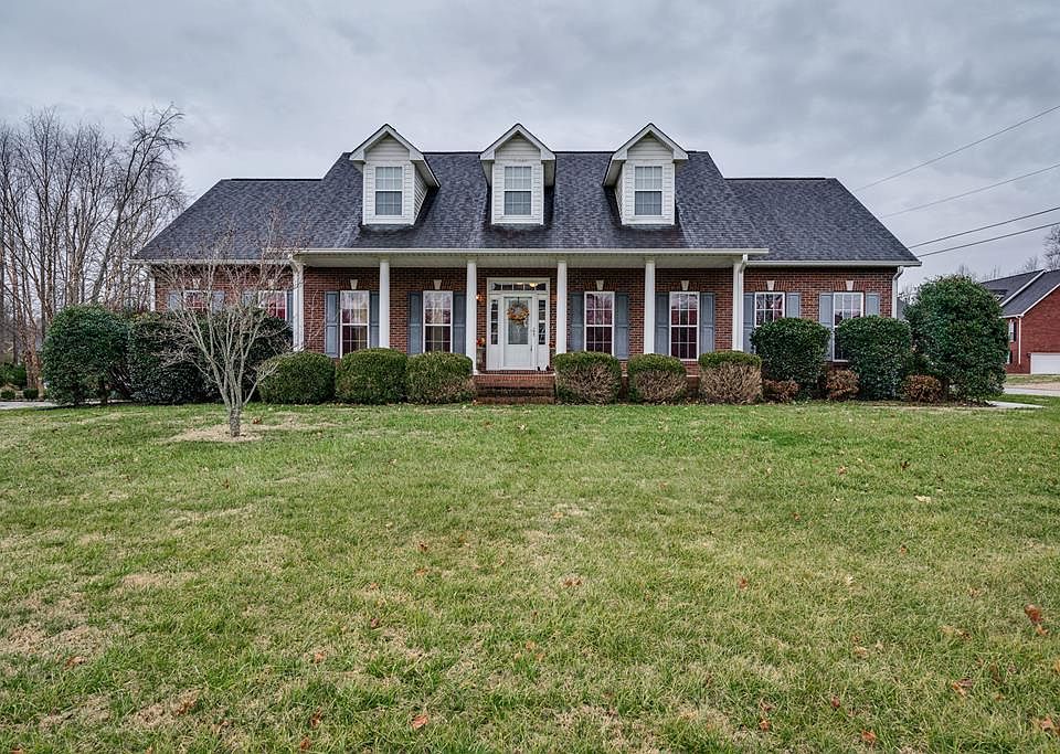 1st image of 361 Avey Cir