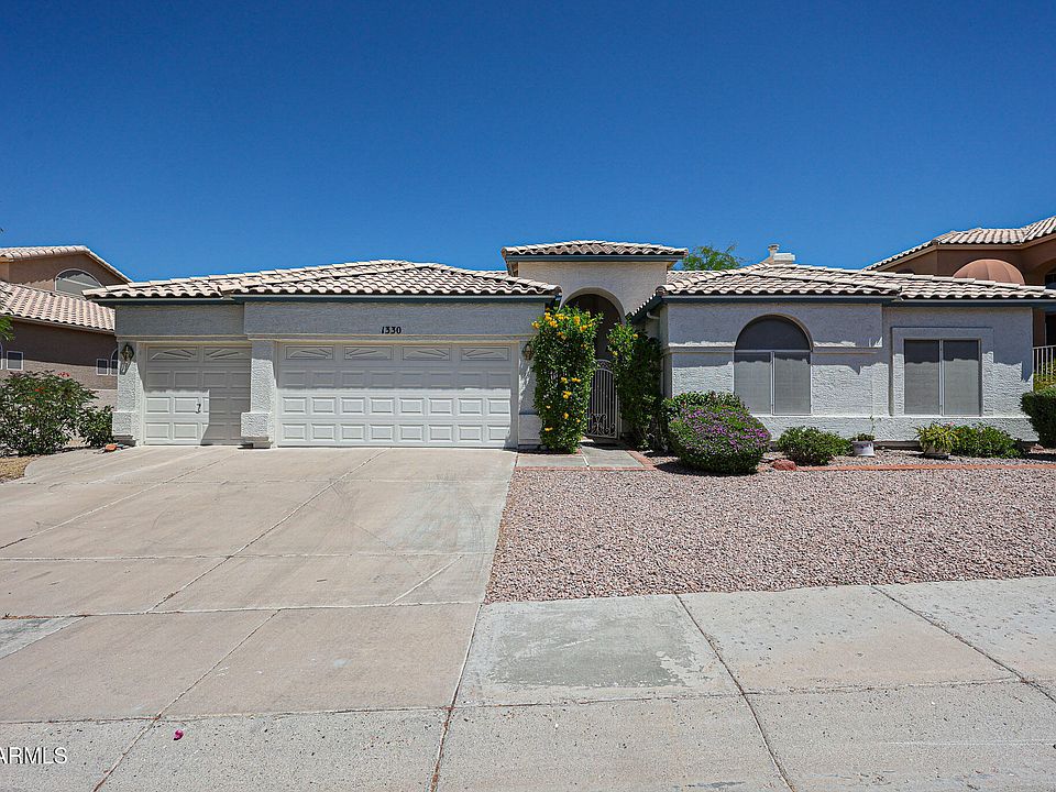 1st image of 1330 E VOLTAIRE Avenue