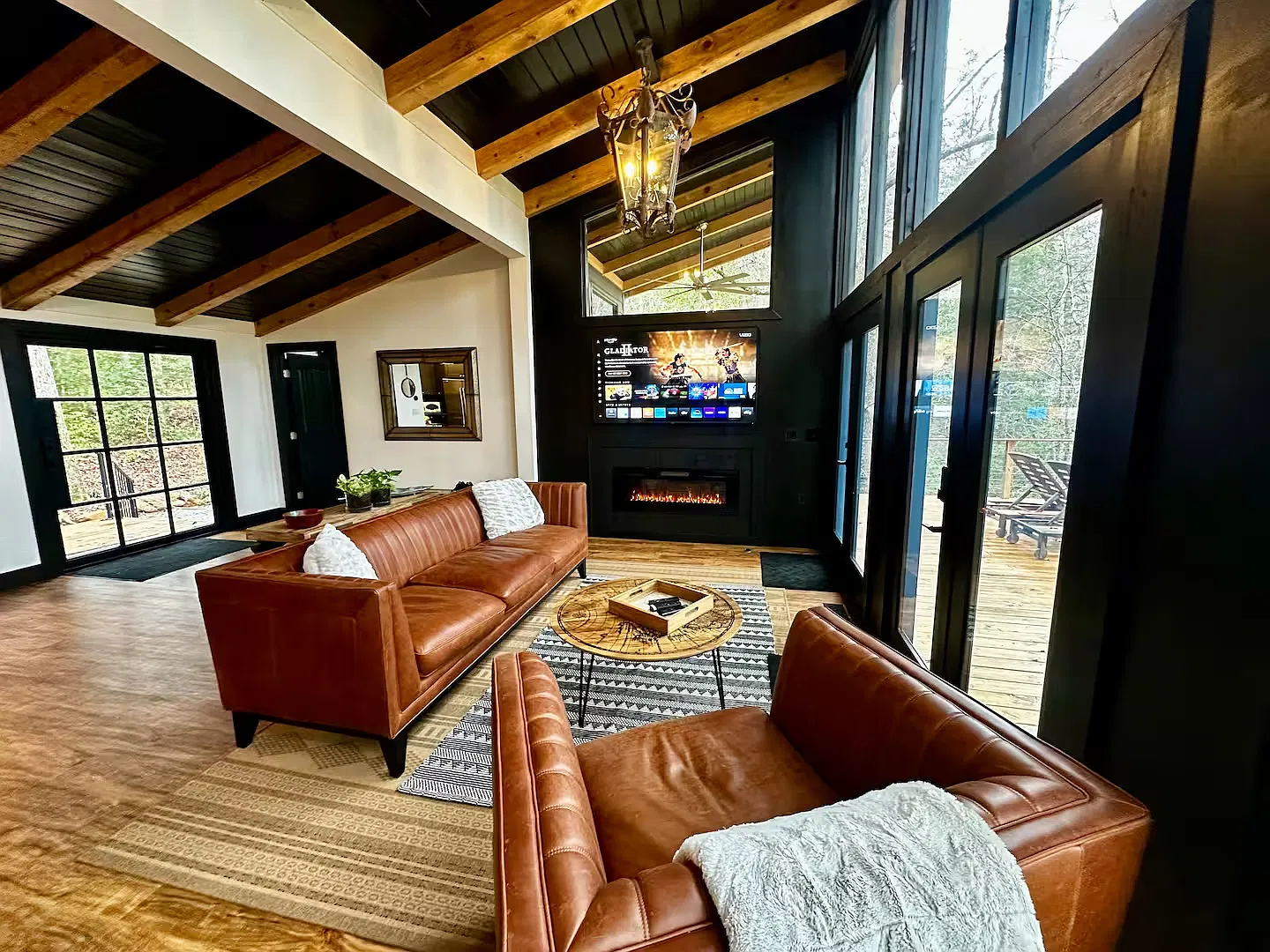 2 bed, 1000 sqft, $5,500 — Photo 2
