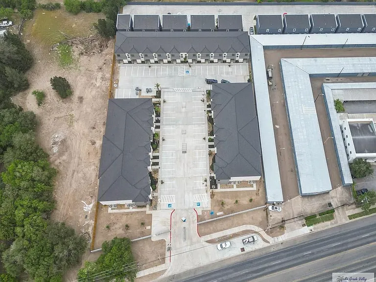 165 W Ruben M Torres Blvd #C — Photo 24