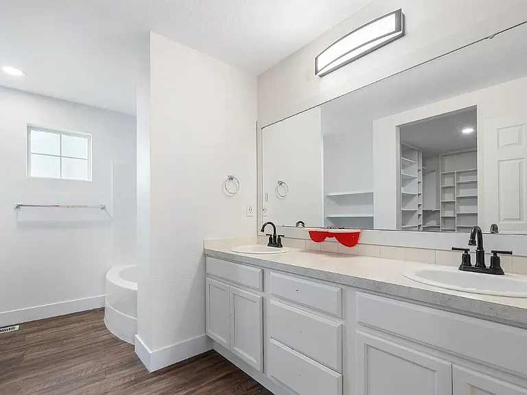 16569 Spartan Ave — Photo 23