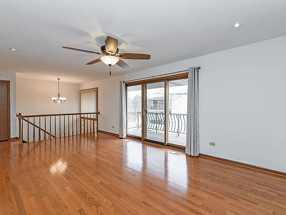 4th image of 15661 Wild Rose Ln #10