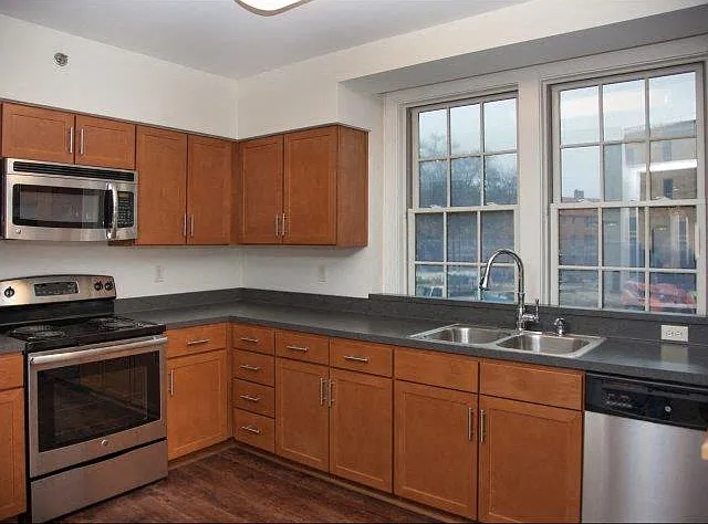 Bienville Basin Apartments — Photo 17