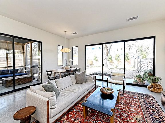 4th image of 1206 Payne Ave #A