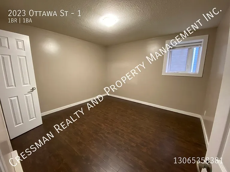 2023 Ottawa St — Photo 4
