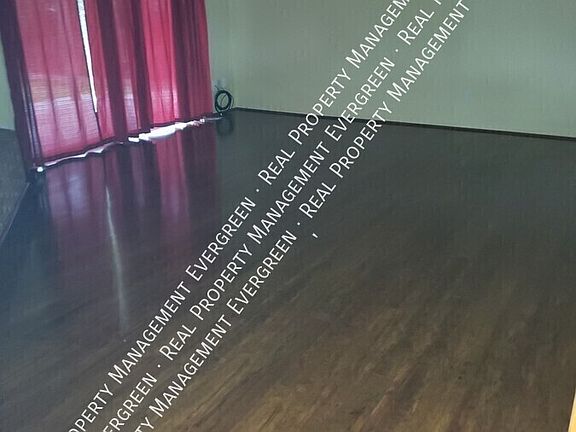 5th image of 658 W Kanai Ave